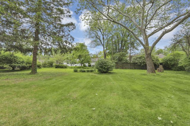 2095 Mccoy Road, Upper Arlington, OH 43220