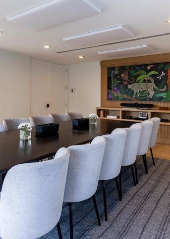 132 Paloma Dr, Coral Gables, FL 33143