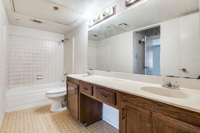 7049 Sorcey Road, Dallas, TX 75249