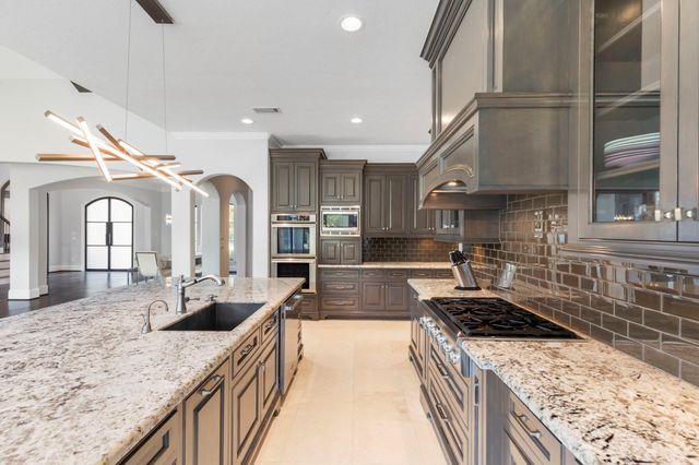 7610 Kalebs Pond Court, Spring, TX 77389