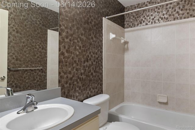 3927 Cornerstone Drive, Canton Charter Township, MI 48188