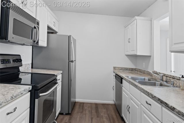 3927 Cornerstone Drive, Canton Charter Township, MI 48188