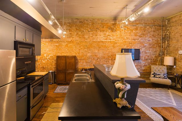 241 S Main, Jonesboro, AR 72401