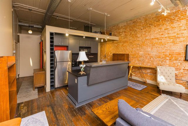 241 S Main, Jonesboro, AR 72401