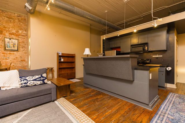 241 S Main, Jonesboro, AR 72401