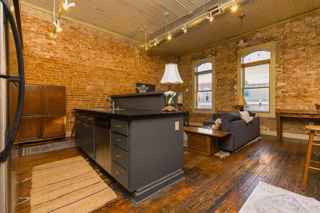 241 S Main, Jonesboro, AR 72401
