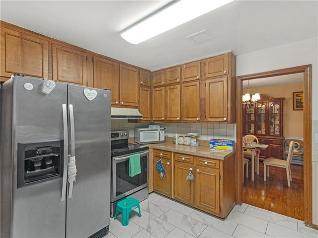 4493 Cherie Glen Trail, Stone Mountain, GA 30083