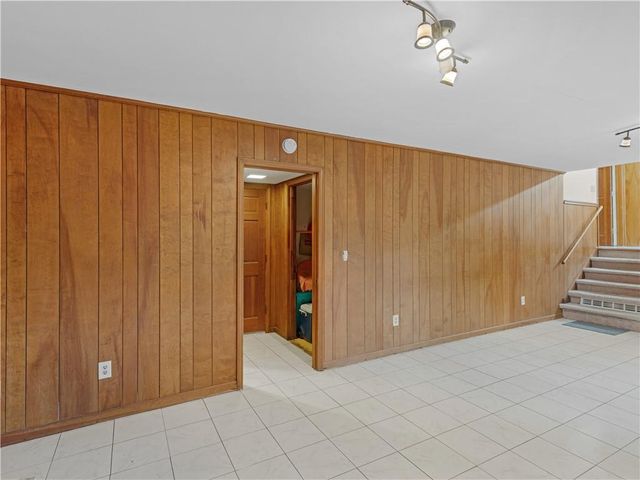 4493 Cherie Glen Trail, Stone Mountain, GA 30083