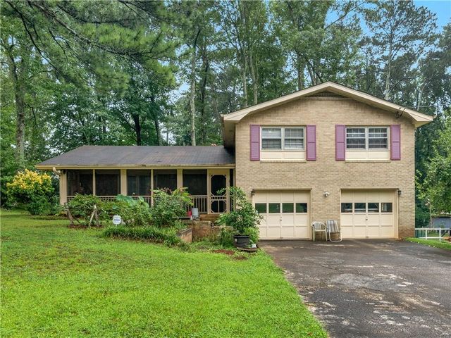 4493 Cherie Glen Trail, Stone Mountain, GA 30083