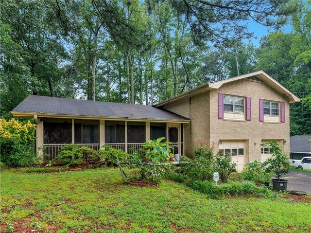 4493 Cherie Glen Trail, Stone Mountain, GA 30083