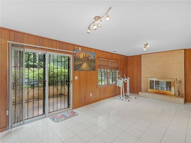 4493 Cherie Glen Trail, Stone Mountain, GA 30083