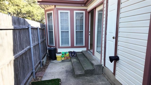 4127 Hollow Oak Drive, Dallas, TX 75287