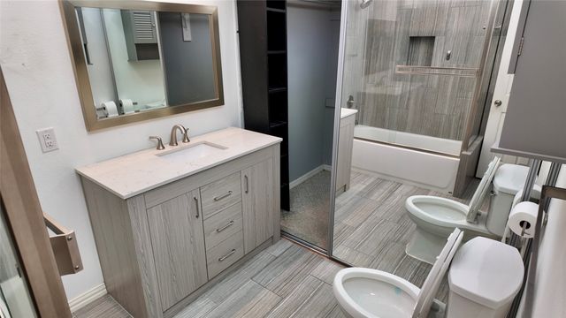 4127 Hollow Oak Drive, Dallas, TX 75287