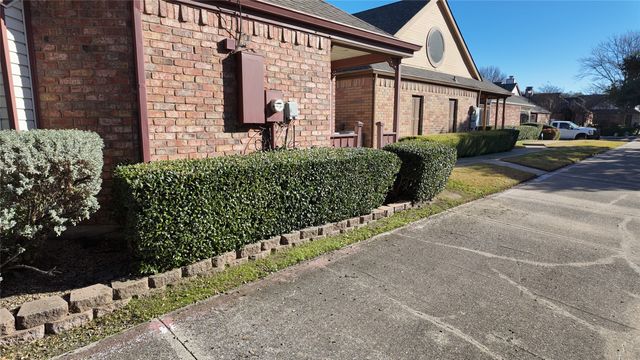 4127 Hollow Oak Drive, Dallas, TX 75287