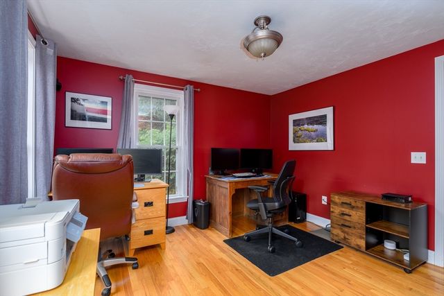 9 Cameron Drive, Rutland, MA 01543