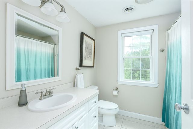 9 Cameron Drive, Rutland, MA 01543