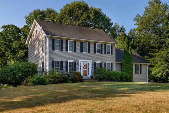 9 Cameron Drive, Rutland, MA 01543