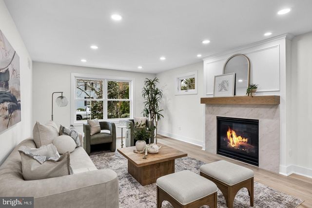 201 CENTRE ST, Haddonfield, NJ 08033