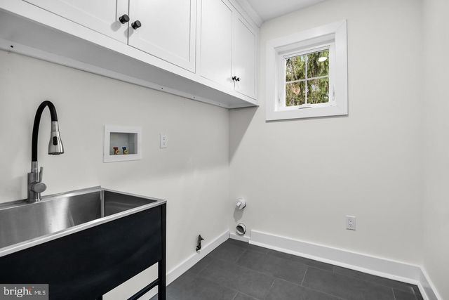 201 CENTRE ST, Haddonfield, NJ 08033