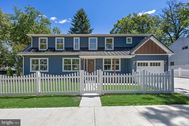 201 CENTRE ST, Haddonfield, NJ 08033