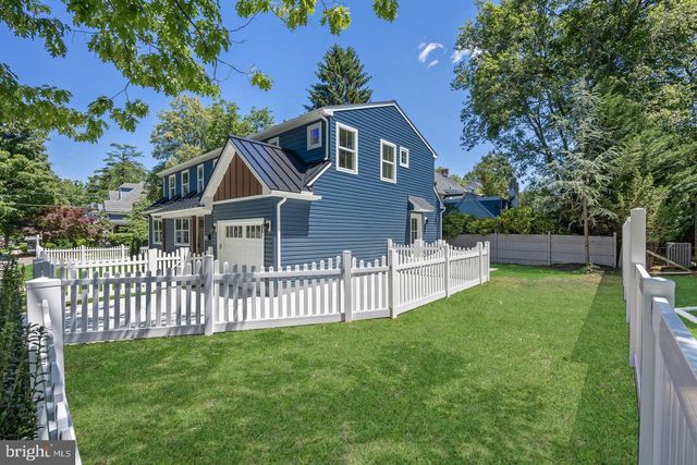 201 CENTRE ST, Haddonfield, NJ 08033