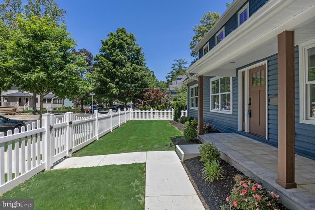 201 CENTRE ST, Haddonfield, NJ 08033