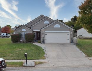 10825 Sedgegrass Drive, Indianapolis, IN 46235