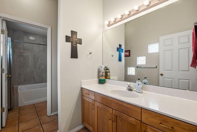 8311 Calle Avion NE, Albuquerque, NM 87113