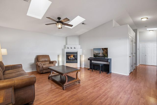 8311 Calle Avion NE, Albuquerque, NM 87113