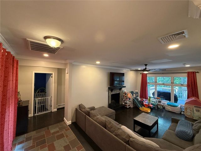 19 S Long Street, Johnston, RI 02919