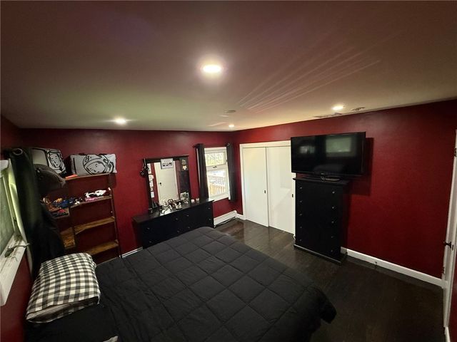 19 S Long Street, Johnston, RI 02919