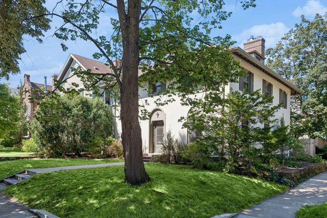 1766 Emerson Avenue S, Minneapolis, MN 55403