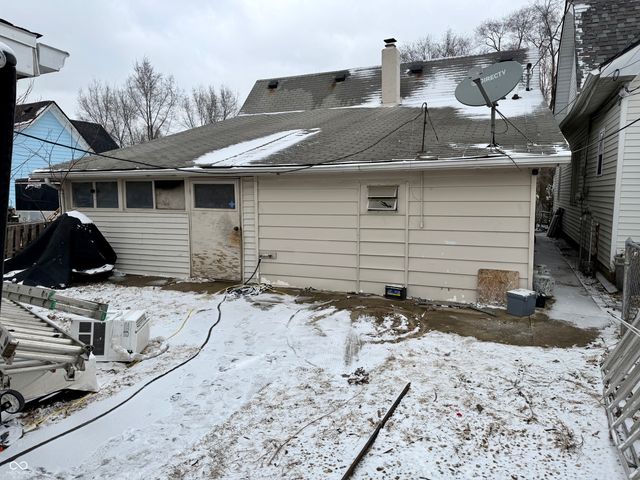 2225 Howard Street, Indianapolis, IN 46221