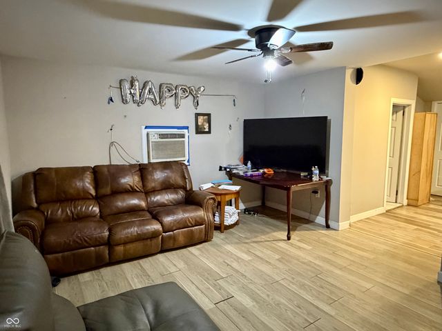 2225 Howard Street, Indianapolis, IN 46221