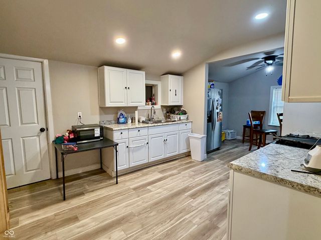 2225 Howard Street, Indianapolis, IN 46221