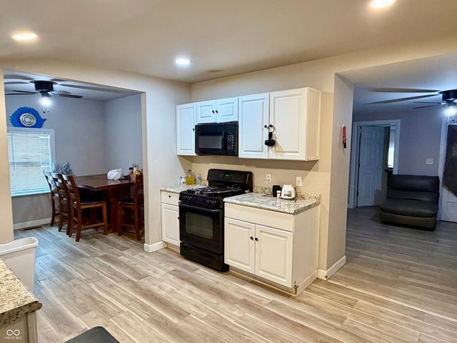 2225 Howard Street, Indianapolis, IN 46221