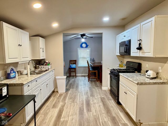 2225 Howard Street, Indianapolis, IN 46221