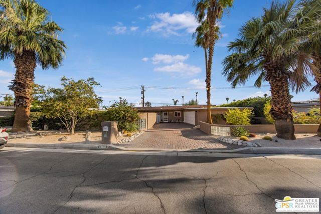 73940 Mountain View Avenue, Palm Desert, CA 92260