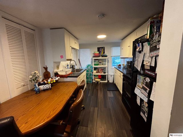 7343 Lake Street, Omaha, NE 68134