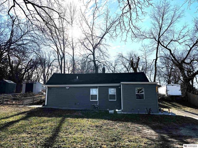 7343 Lake Street, Omaha, NE 68134