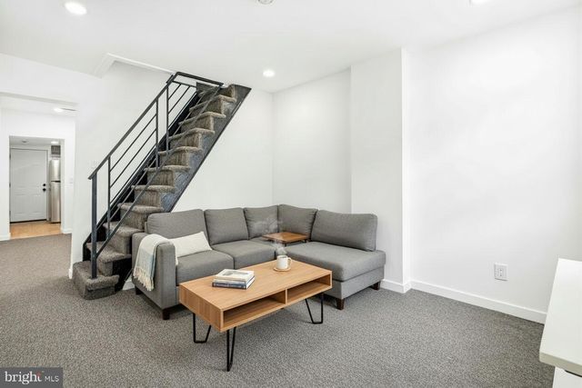 235 W BIRCH ST, Philadelphia, PA 19133