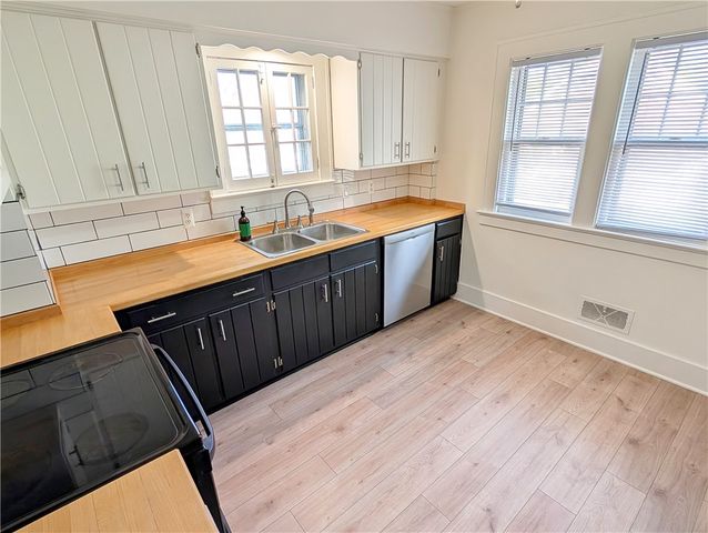 20 McCall Road, Rochester, NY 14615