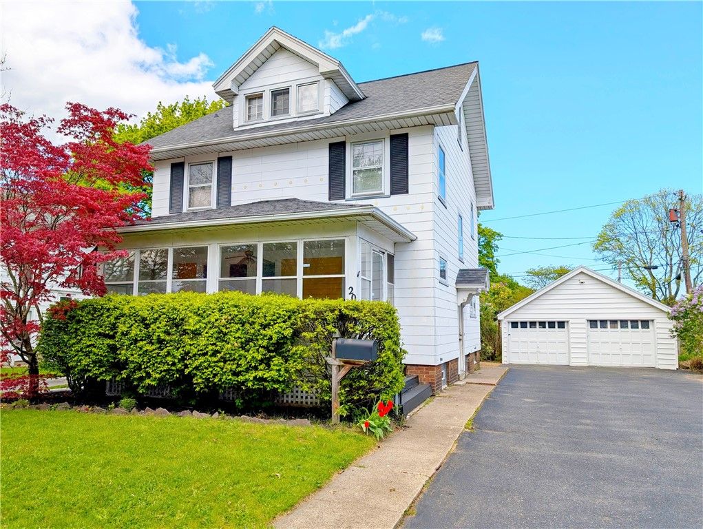 20 McCall Road, Rochester, NY 14615