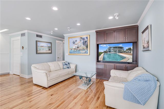 217 Port St Claire, Aransas Pass, TX 78336