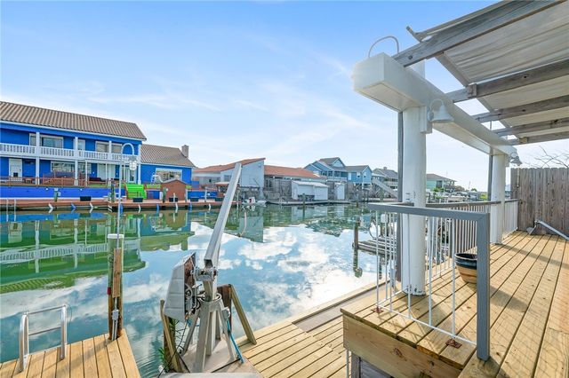 217 Port St Claire, Aransas Pass, TX 78336