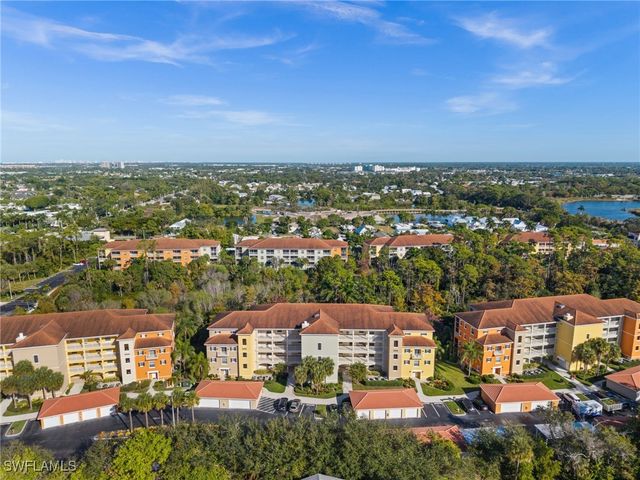 4520 Botanical Place CIR 103, Naples, FL 34112