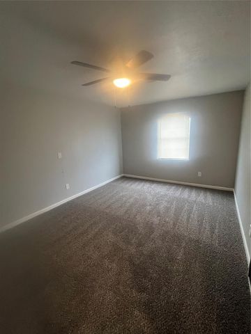 6634 Cresthill Street, Houston, TX 77033