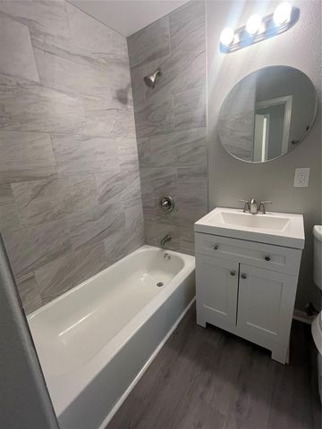 6634 Cresthill Street, Houston, TX 77033