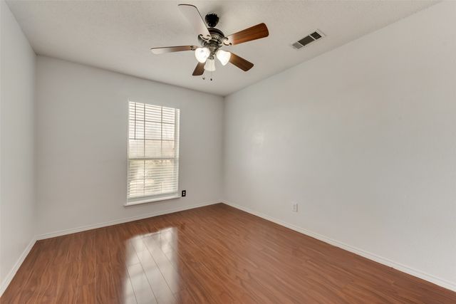 7019 Thunderbird Drive, Arlington, TX 76002