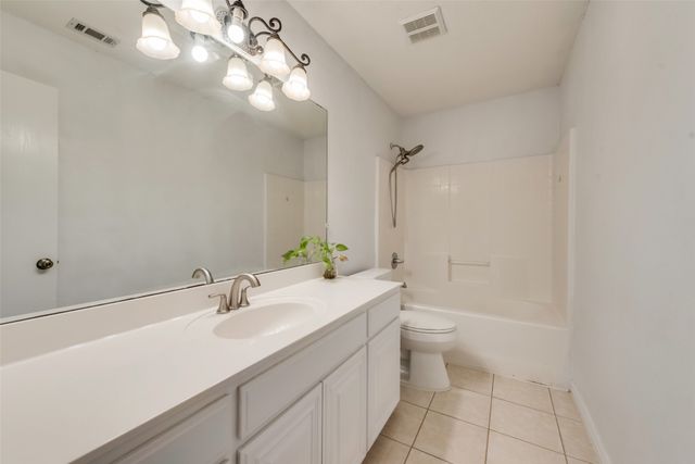 7019 Thunderbird Drive, Arlington, TX 76002